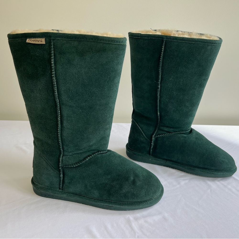 BearPaw Hunter Green Boots, Size 11, Never Worn